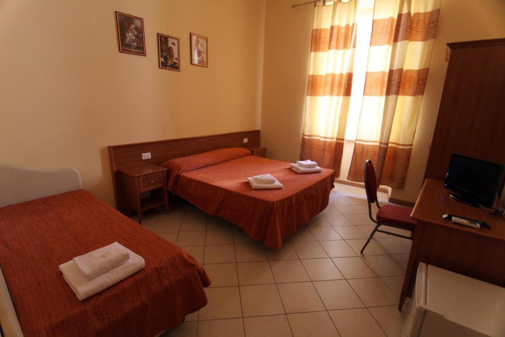 Stella Elsa Hotel Roma Quarto foto